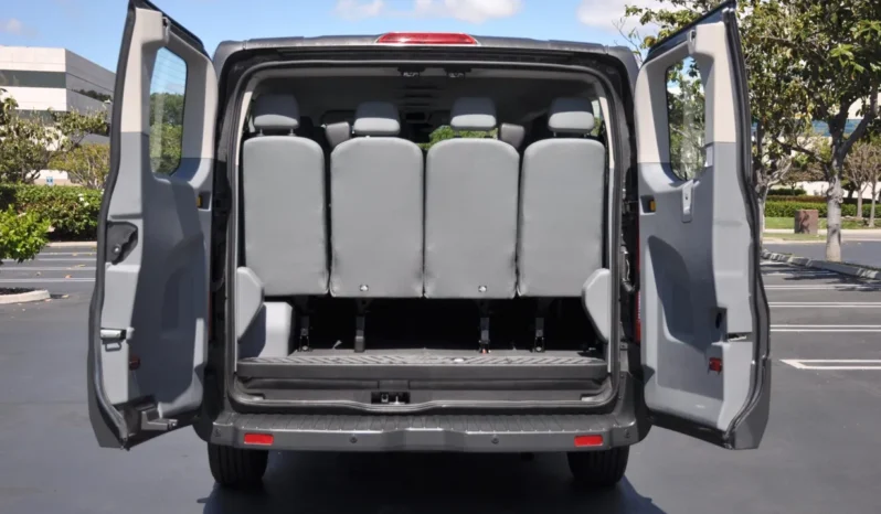 
								2016 Ford Transit 350 XLT 15-Passenger Wagon full									