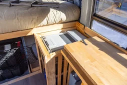 
										2018 Mercedes-Benz Sprinter Sportsmobile Camper full									
