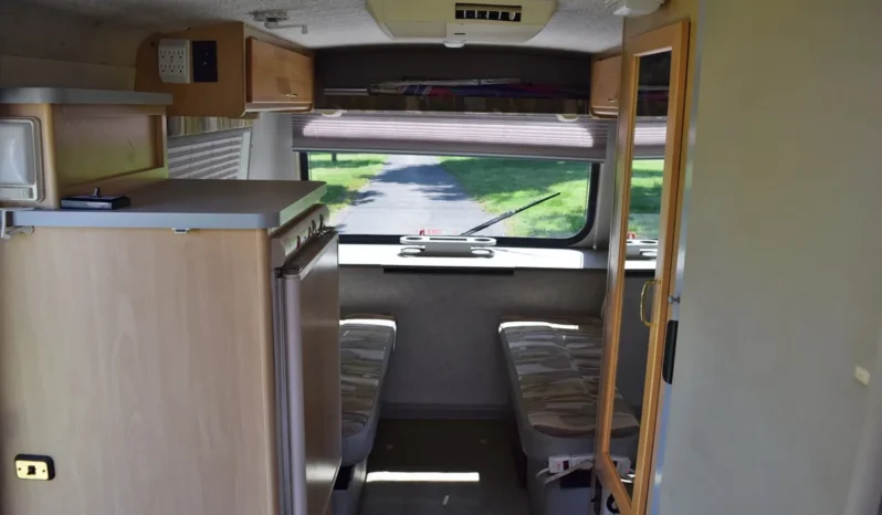 
								2001 Winnebago Rialta Volkswagen EuroVan full									