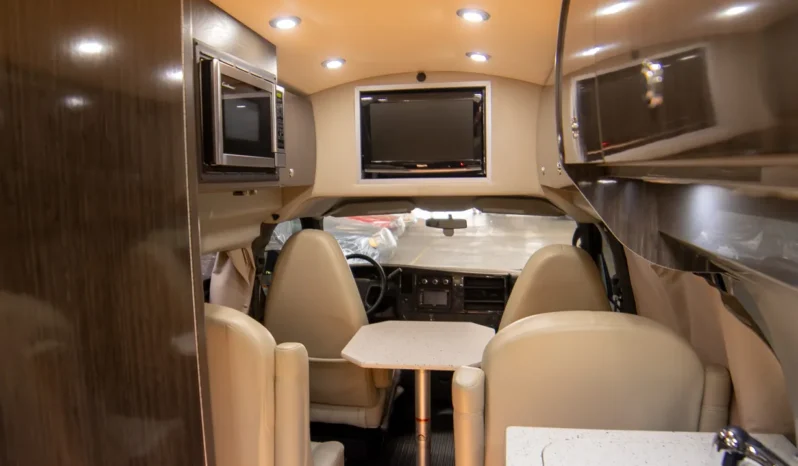 
								2010 Chevrolet Express 3500 Airstream Avenue Class B Coach full									
