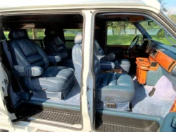 
										1995 GMC Safari AWD Conversion Van full									