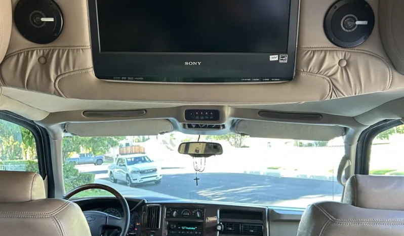 
								2007 Chevrolet Express Explorer Limited SE Conversion Van full									