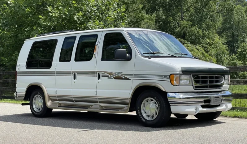 
								1999 Ford Econoline E-150 Sherrod Conversion Van full									