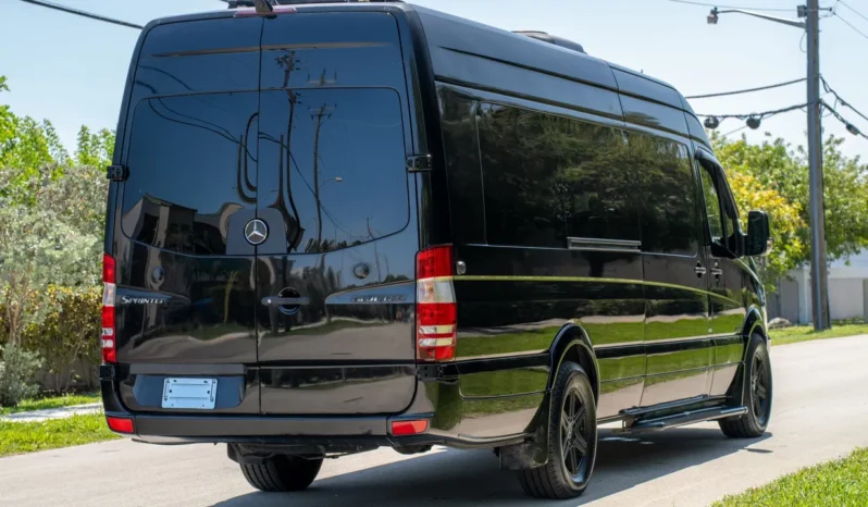 
								2012 Mercedes-Benz Sprinter 2500 Executive Coach full									