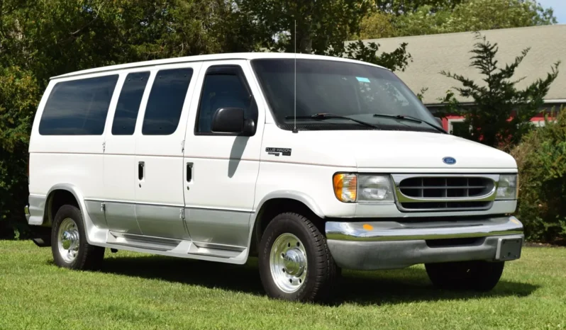 
								1997 Ford E-350 Club Wagon Chateau 7.3L Power Stroke full									