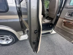 
										2002 Chevrolet Express G1500 Sherrod Conversion Van full									