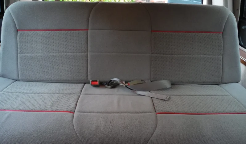
								2003 GMC Savana G1500 Regency Conversion Van full									