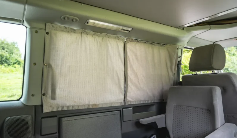 
								2003 Volkswagen EuroVan Westfalia MV Weekender Pop-Top Camper full									