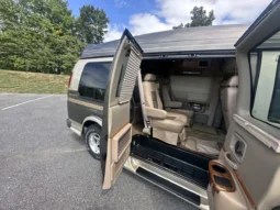 
										2002 Chevrolet Express G1500 Sherrod Conversion Van full									