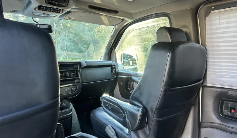 
								2013 Chevrolet Express Explorer Limited SE Conversion Van full									