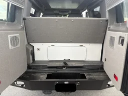 
										2013 Ford E-350 Quigley 4×4 Conversion full									