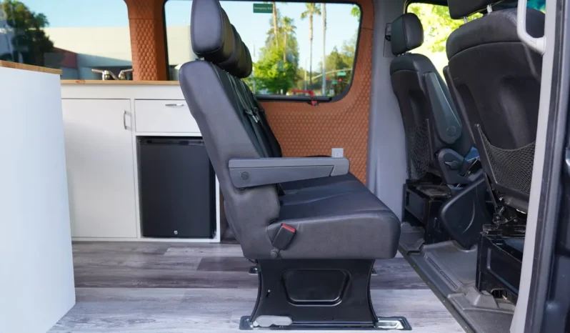 
								2013 Mercedes-Benz Sprinter 2500 Camper Conversion full									
