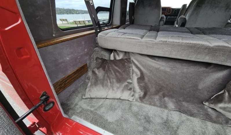 
								2001 Dodge Ram 1500 DMC Conversion Van full									