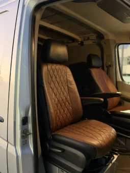 
										2015 Mercedes-Benz Sprinter 2500 4×4 Cargo Van full									
