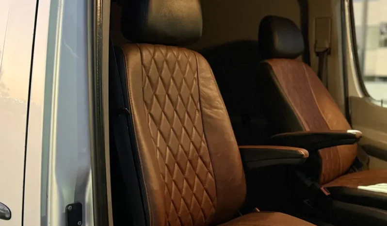 
								2015 Mercedes-Benz Sprinter 2500 4×4 Cargo Van full									