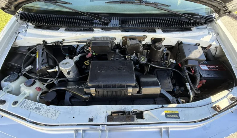 
								2000 Chevrolet Astro AWD full									