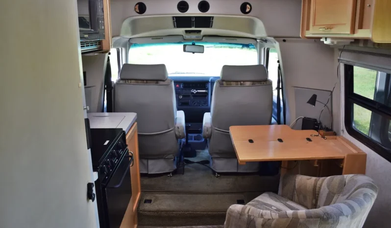 
								2001 Winnebago Rialta Volkswagen EuroVan full									