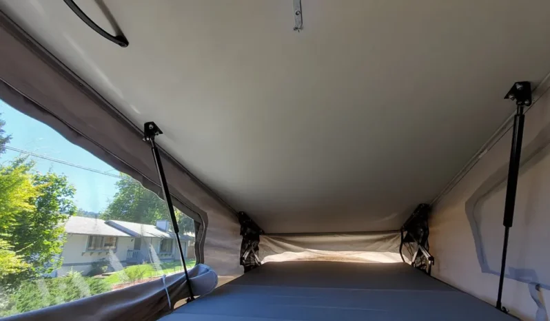 
								2002 Volkswagen Eurovan Camper full									