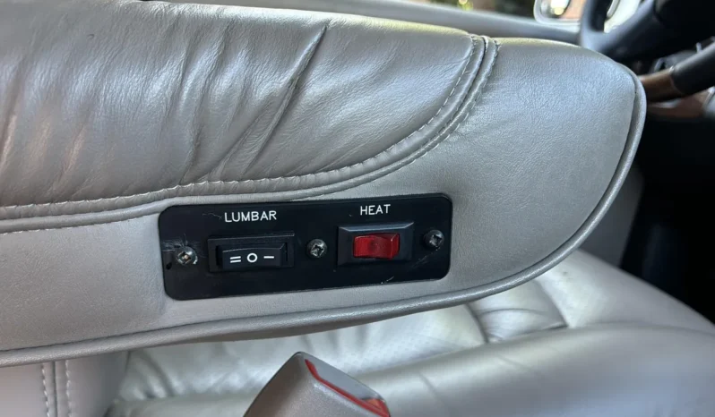 
								2007 Chevrolet Express Explorer Limited SE Conversion Van full									