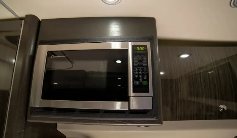 
								2010 Chevrolet Express 3500 Airstream Avenue Class B Coach full									