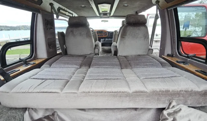 
								2001 Dodge Ram 1500 DMC Conversion Van full									