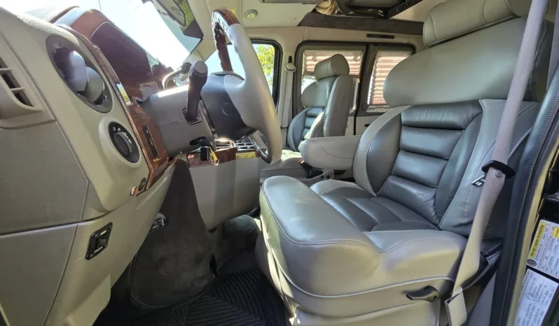
								2013 Ford E-350 Quigley 4×4 Conversion full									
