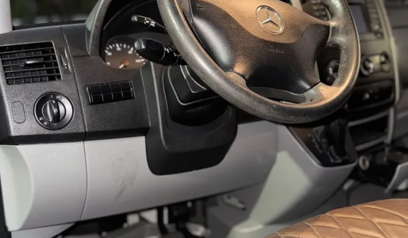
								2015 Mercedes-Benz Sprinter 2500 4×4 Cargo Van full									