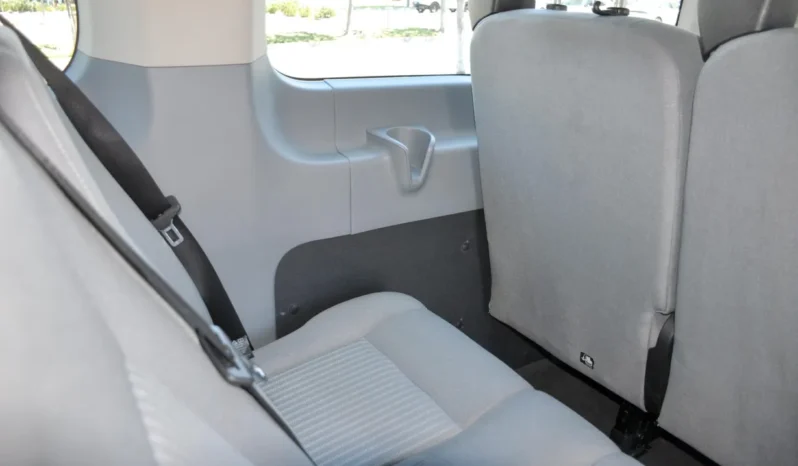 
								2016 Ford Transit 350 XLT 15-Passenger Wagon full									