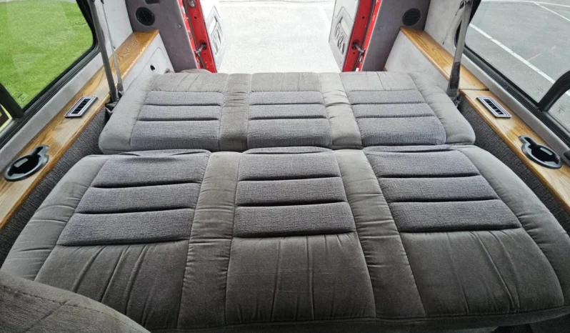 
								2001 Dodge Ram 1500 DMC Conversion Van full									