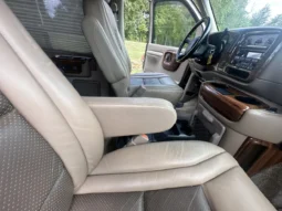 
										2002 Chevrolet Express G1500 Sherrod Conversion Van full									