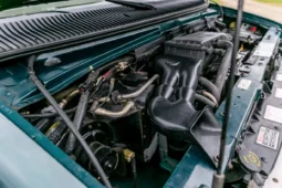 
										1994 Ford E-150 Econoline Starcraft Conversion Van full									