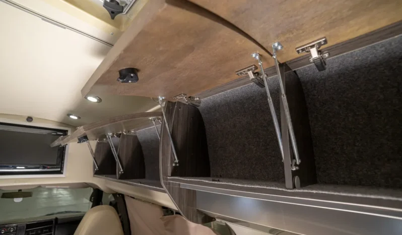 
								2010 Chevrolet Express 3500 Airstream Avenue Class B Coach full									