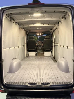
										2015 Mercedes-Benz Sprinter 2500 4×4 Cargo Van full									