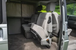 
										2003 Volkswagen EuroVan Westfalia MV Weekender Pop-Top Camper full									