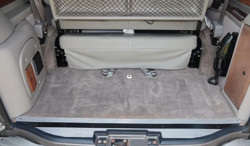 
								2004 GMC Savana 1500 Explorer Limited S Conversion Van full									