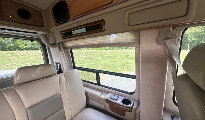 
								2002 Chevrolet Express G1500 Sherrod Conversion Van full									