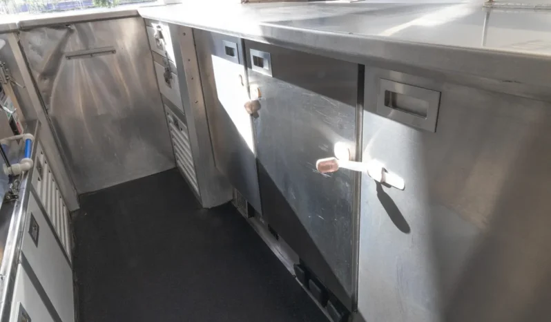 
								2021 Mercedes-Benz Sprinter 4500 Mobile Kitchen full									
