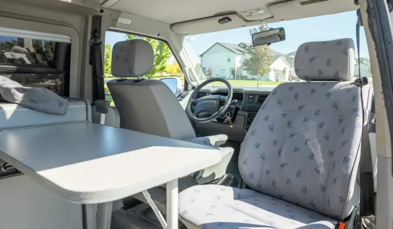 
								1997 Volkswagen EuroVan Winnebago Industries Camper full									