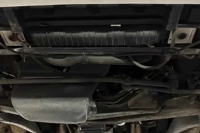 
								1999 Ford Econoline E-150 Sherrod Conversion Van full									