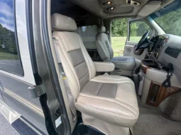 
										2002 Chevrolet Express G1500 Sherrod Conversion Van full									