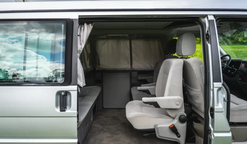 
								2003 Volkswagen EuroVan Westfalia MV Weekender Pop-Top Camper full									