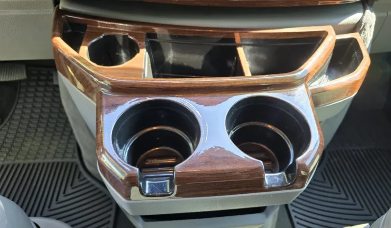 
								2013 Ford E-350 Quigley 4×4 Conversion full									