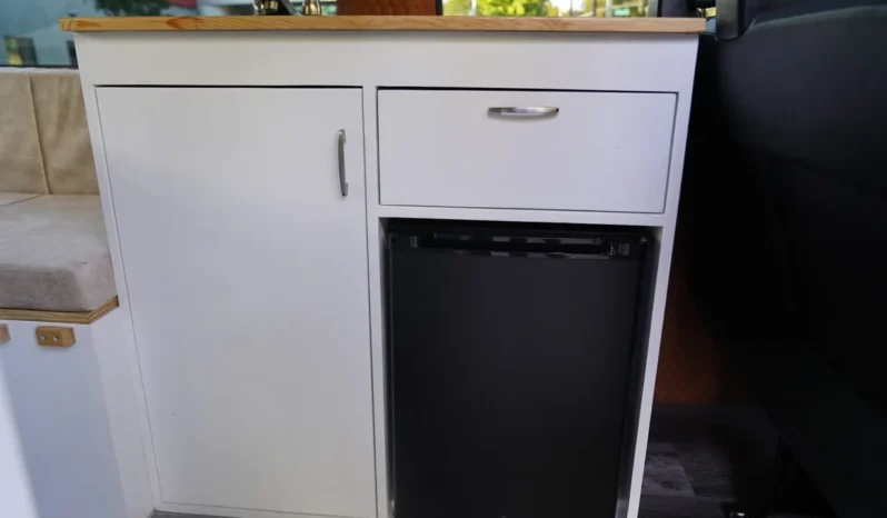 
								2013 Mercedes-Benz Sprinter 2500 Camper Conversion full									