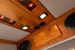 
										1998 Chevrolet Express Rocky Ridge Conversion Van full									