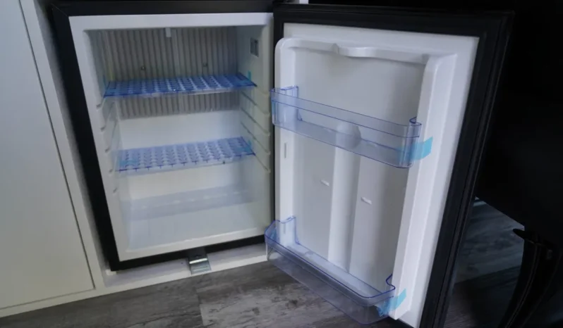 
								2013 Mercedes-Benz Sprinter 2500 Camper Conversion full									