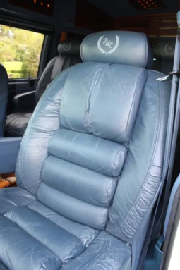 
										1995 GMC Safari AWD Conversion Van full									