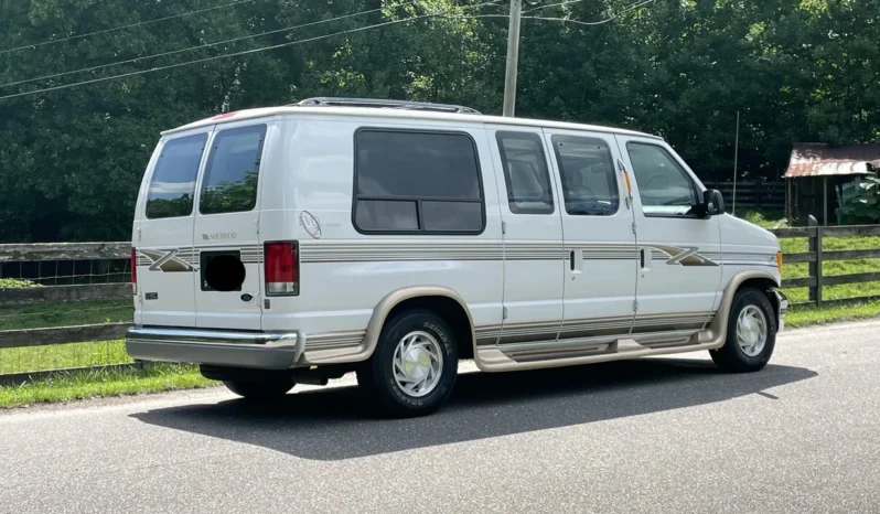 
								1999 Ford Econoline E-150 Sherrod Conversion Van full									