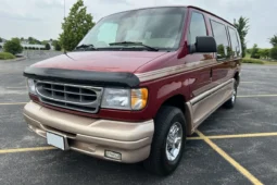 
										2001 Ford Econoline E-350 Super Duty Waldoch Conversion Van full									