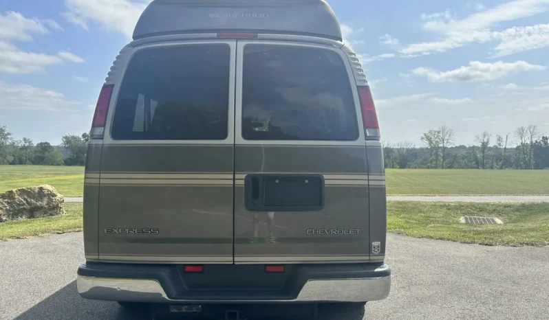 
								2002 Chevrolet Express G1500 Sherrod Conversion Van full									
