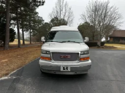 
										2008 GMC Savana 1500 AWD Conversion Van full									